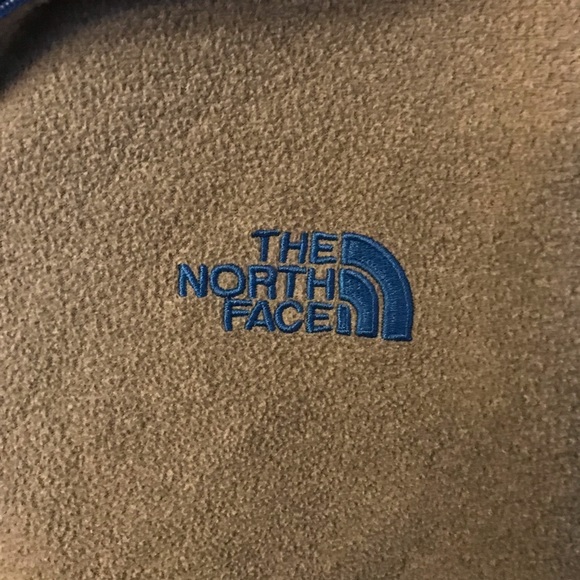 Gray & Blue Lightweight NorthFace Half-Zip Fleece - Picture 3 of 5